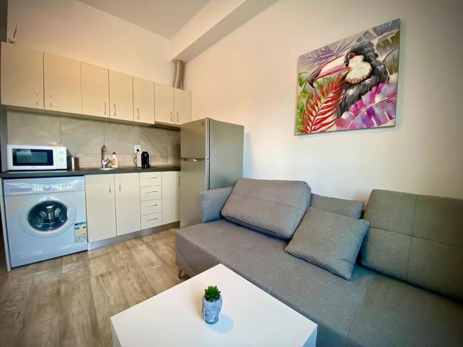 Grey Old Town Ultracentral Bucureşti Ngoại thất bức ảnh
