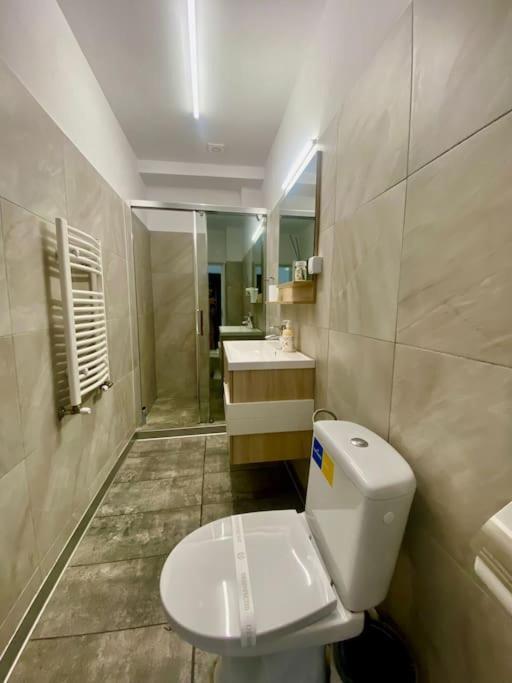 Grey Old Town Ultracentral Bucureşti Ngoại thất bức ảnh